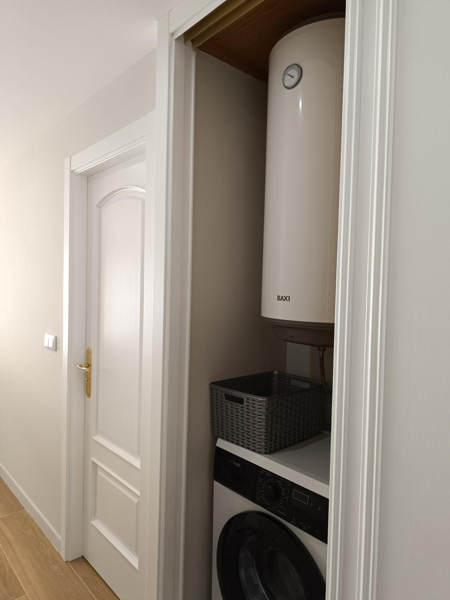 Oliveira De Apartment