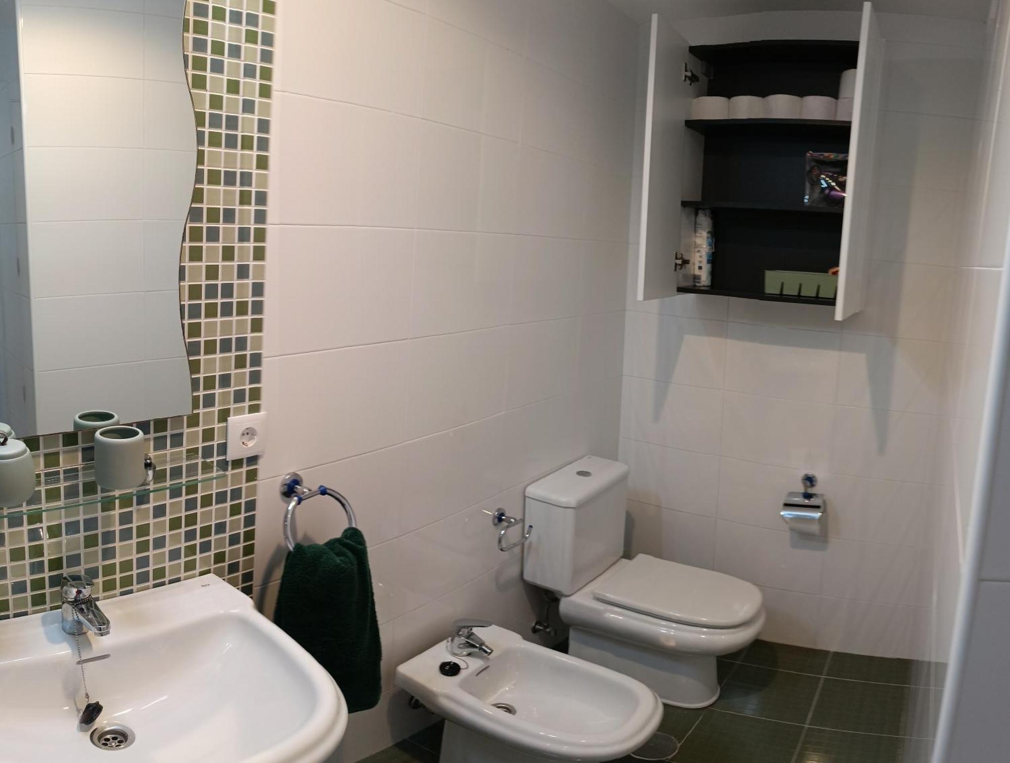 Oliveira De Apartment