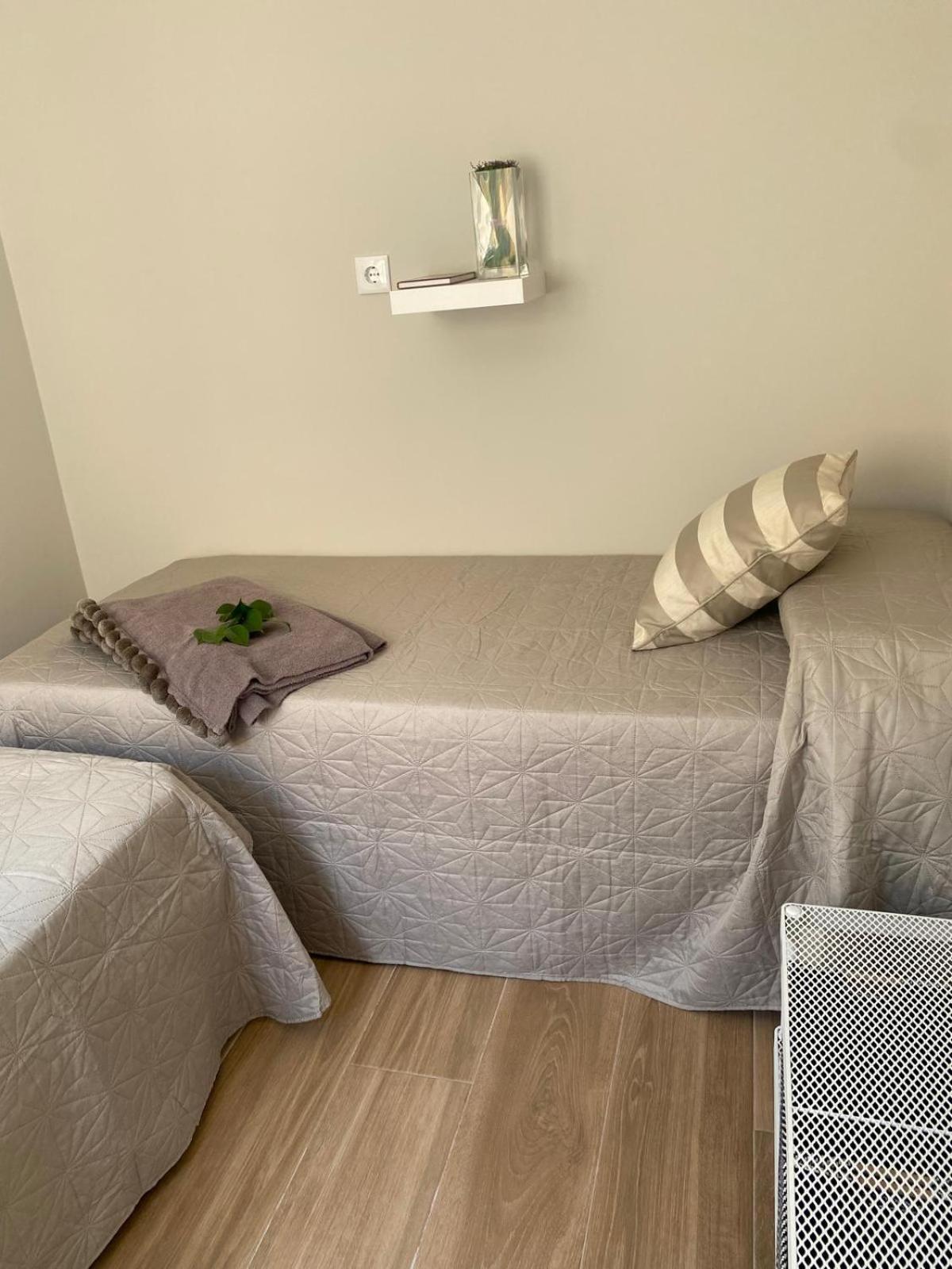 Apartment Oliveira De *