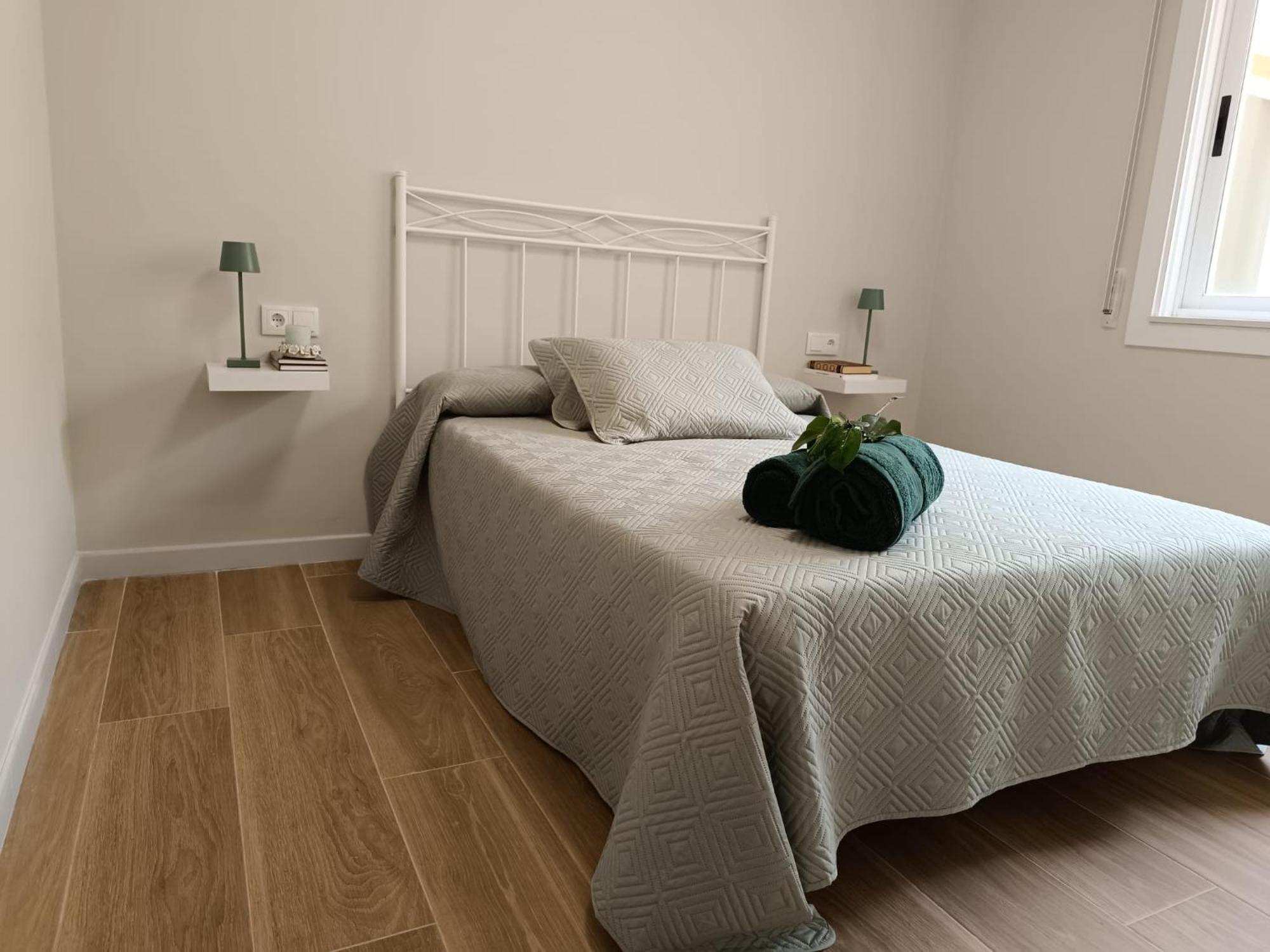 Oliveira De Apartment *